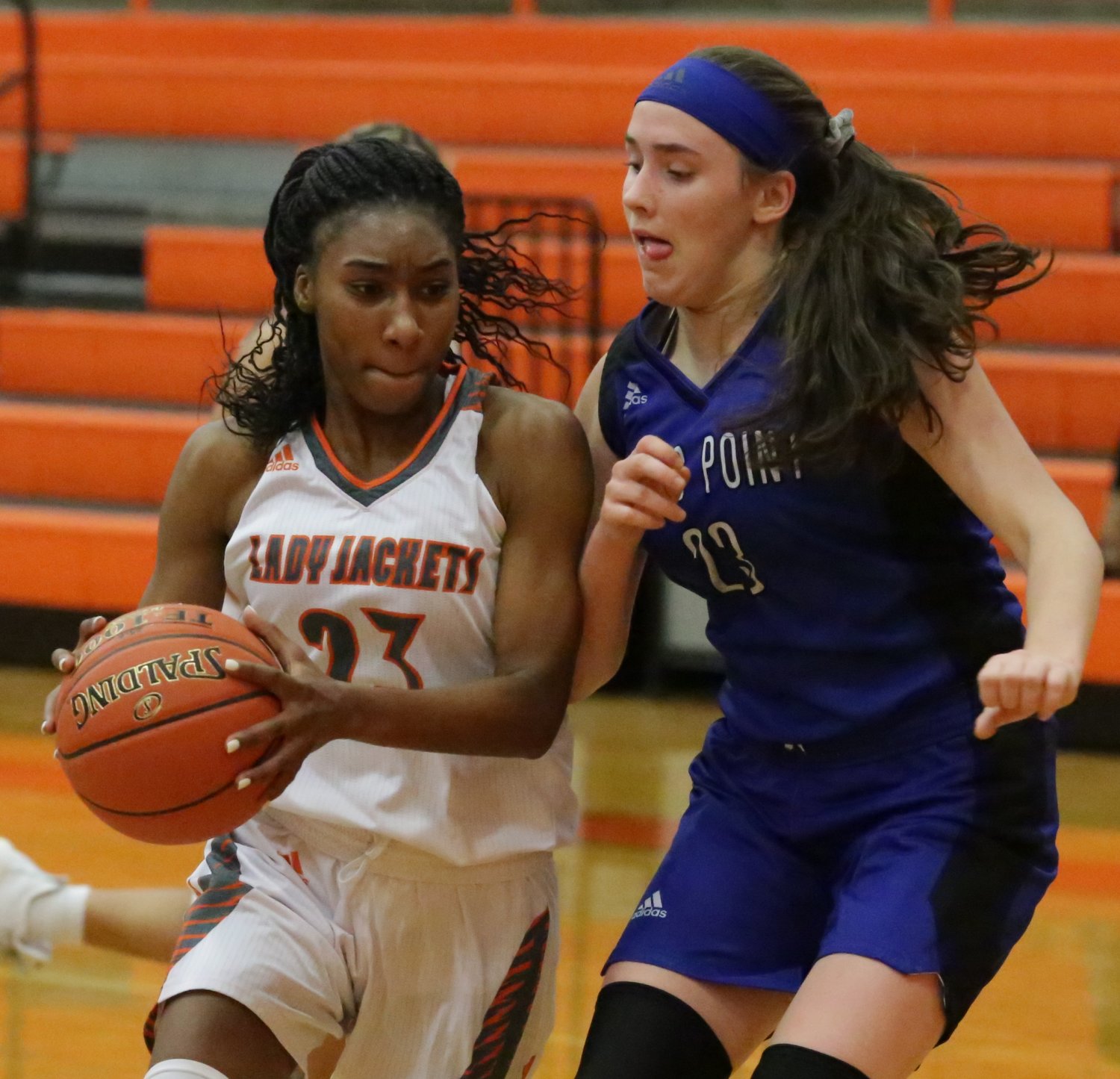 “Lady Jacket senior Tahjae Black makes a strong move to the basket against Wills Point. (Monitor photo by John Arbter)